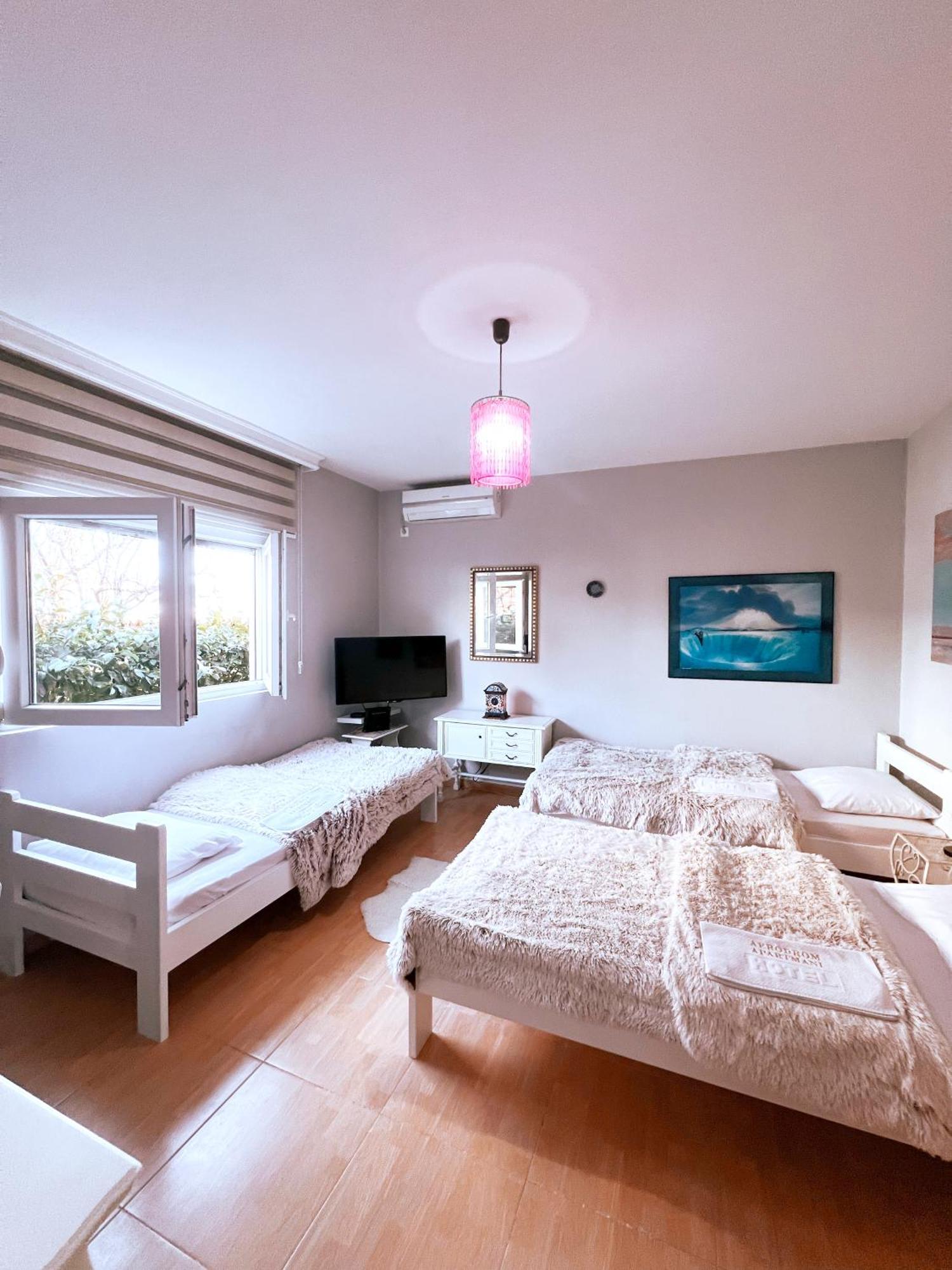 Apartments Aerodrom Podgorica Luaran gambar
