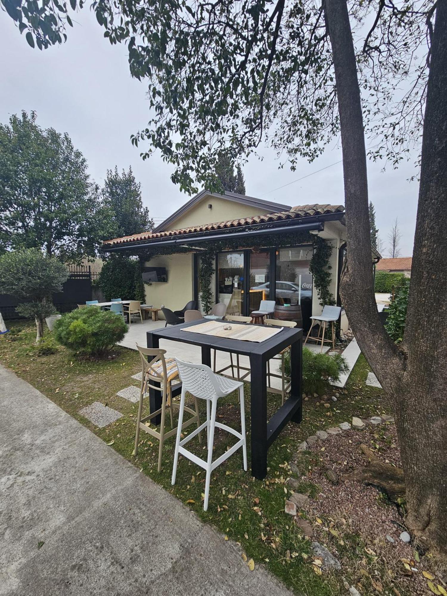 Apartments Aerodrom Podgorica Luaran gambar